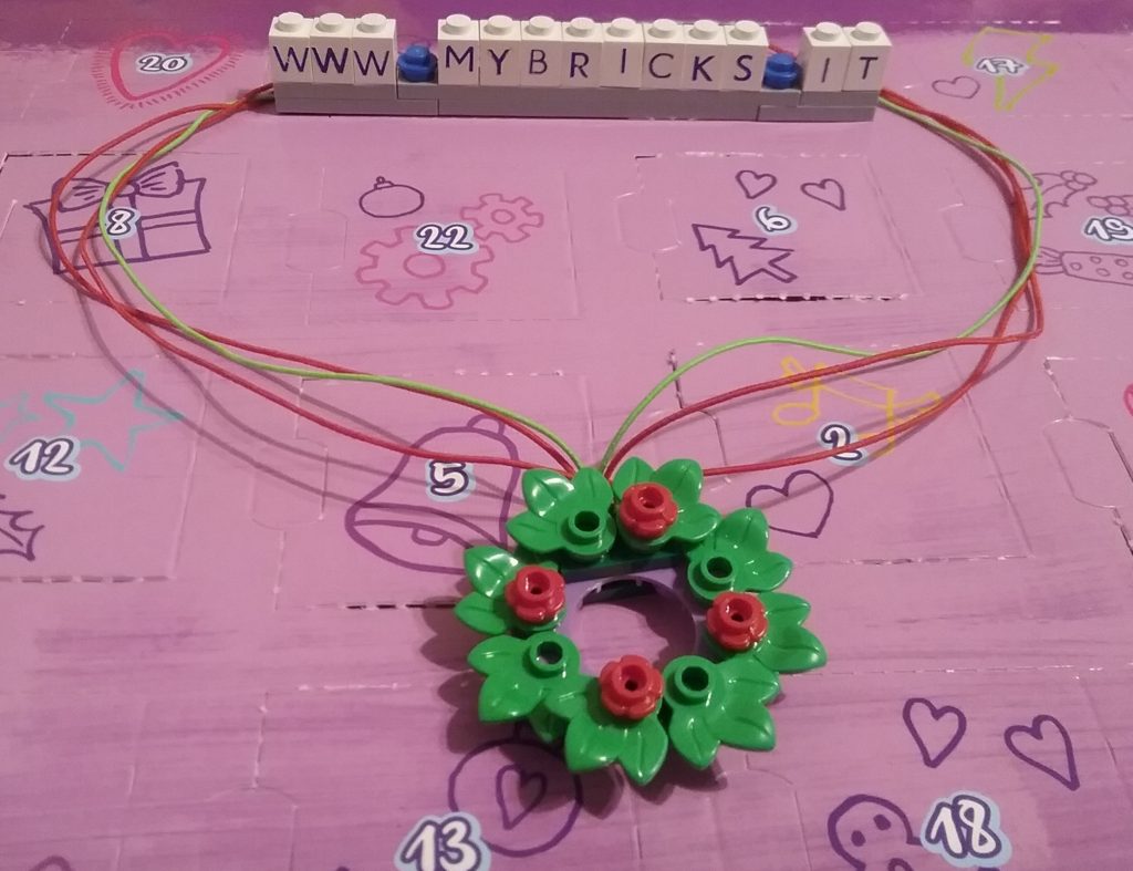 Lego Friends Christmas Wreath Necklace Day #13
